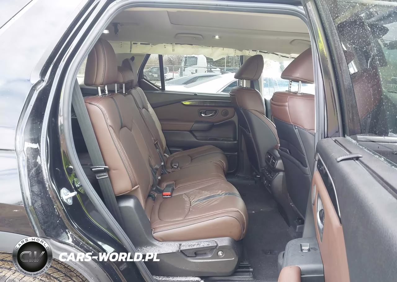 2025 Honda Pilot Elite VIN:5FNYG1H82SB094806 - 8