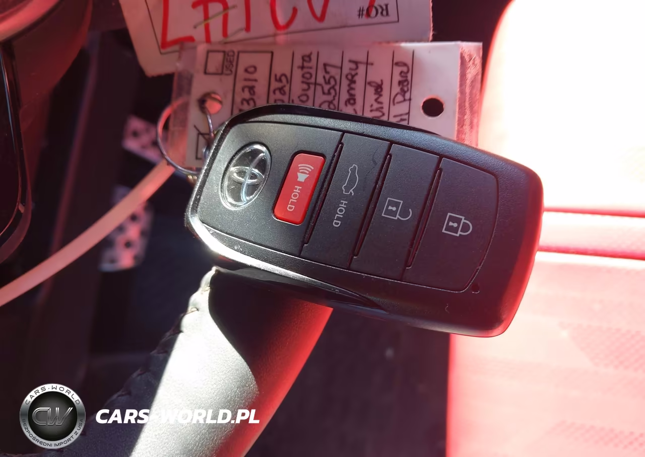 2025 Toyota Camry Xse VIN:4T1DAACK6SU173210 - 11