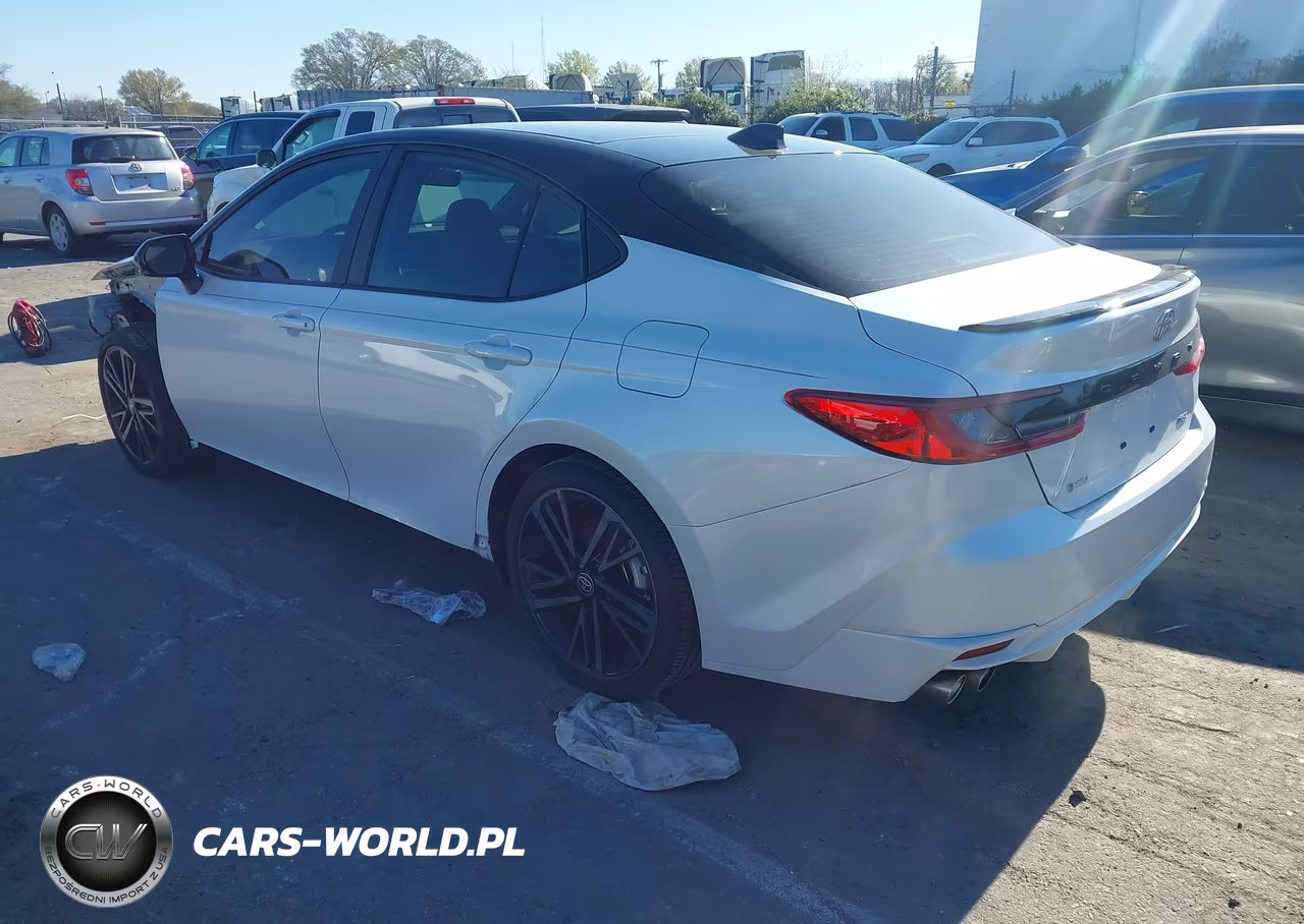 2025 Toyota Camry Xse VIN:4T1DAACK6SU173210 - 3