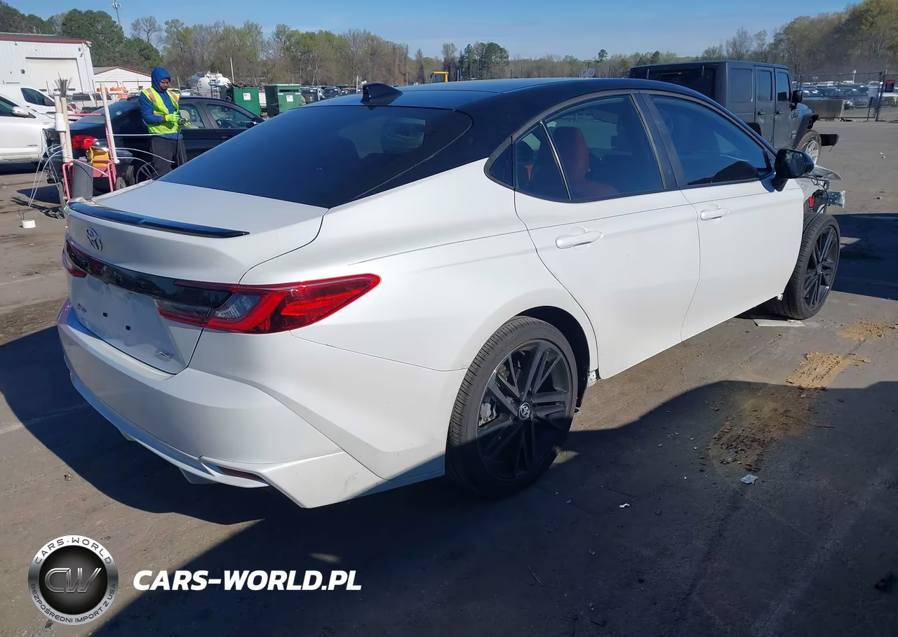 2025 Toyota Camry Xse VIN:4T1DAACK6SU173210 - 4