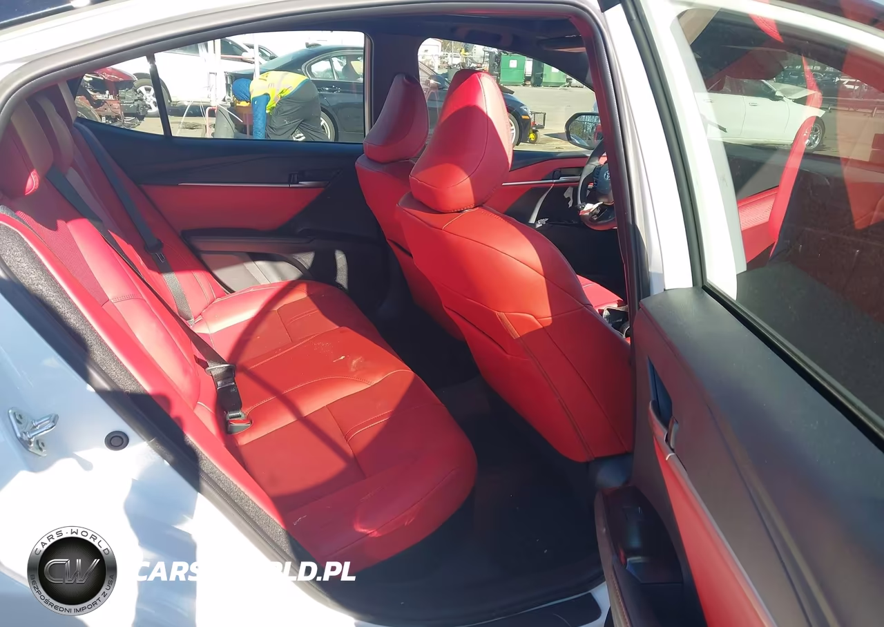2025 Toyota Camry Xse VIN:4T1DAACK6SU173210 - 8