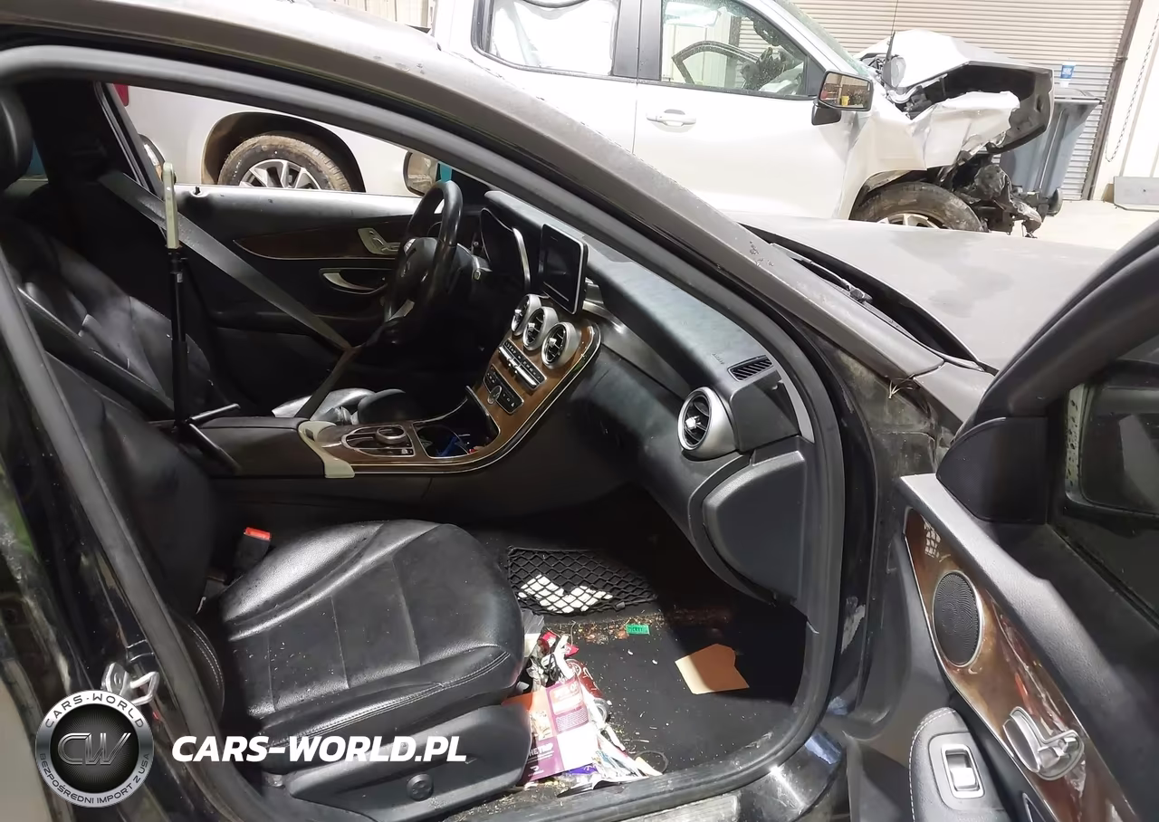 2017 Mercedes-Benz C 300 VIN:55SWF4JB1HU199071 - 5