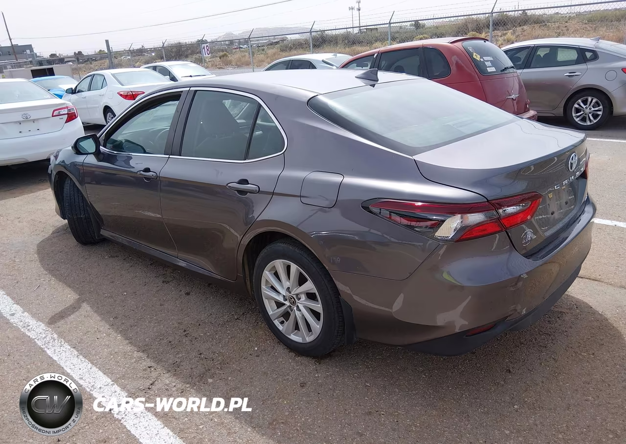 2023 Toyota Camry Le VIN:4T1C11AK8PU753323 - 3