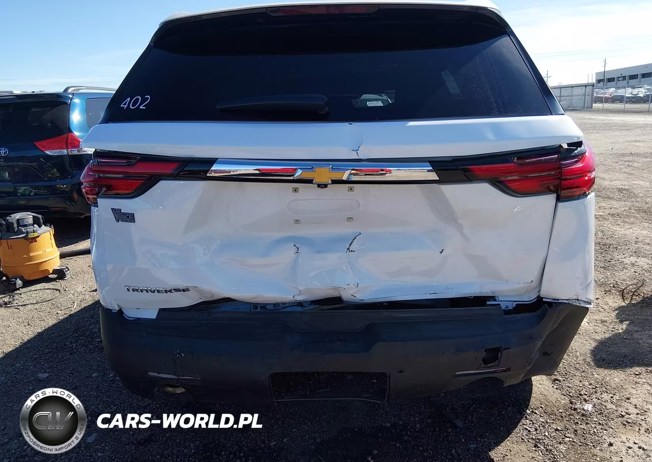 2023 Chevrolet Traverse Fwd Ls VIN:1GNERFKW2PJ158447 - 17