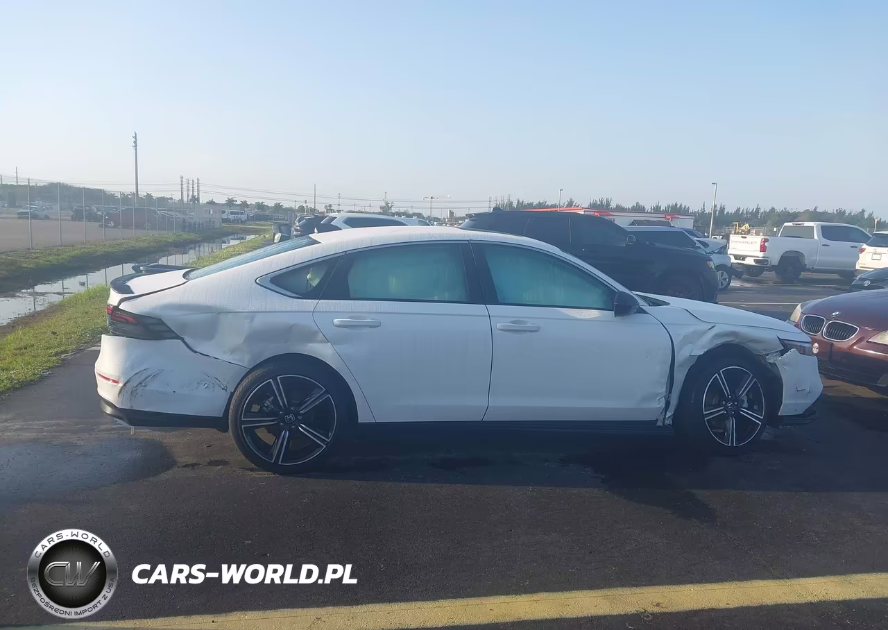 2025 Honda Accord Hybrid Sport VIN:1HGCY2F56SA067804 - 13