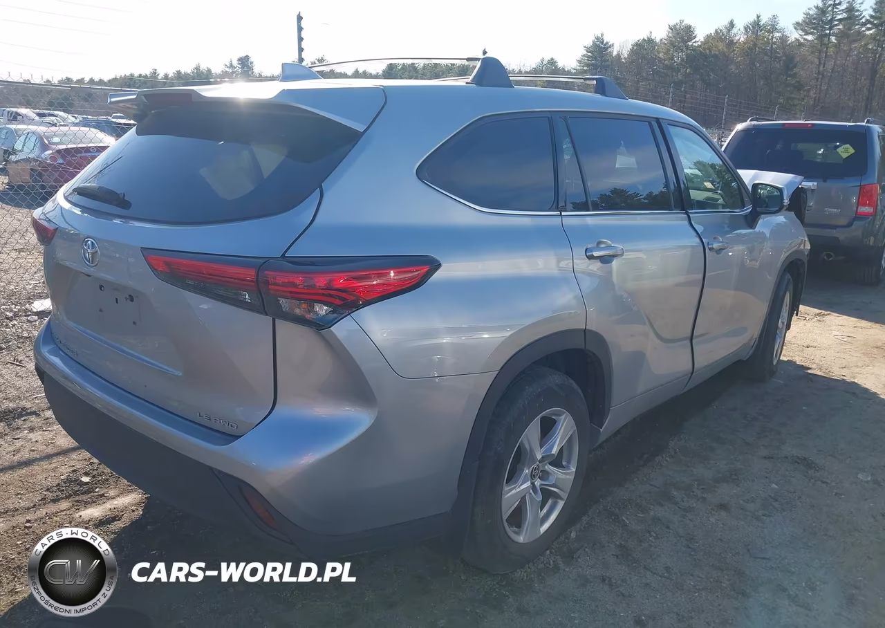 2021 Toyota Highlander Le VIN:5TDBZRBH2MS155304 - 4