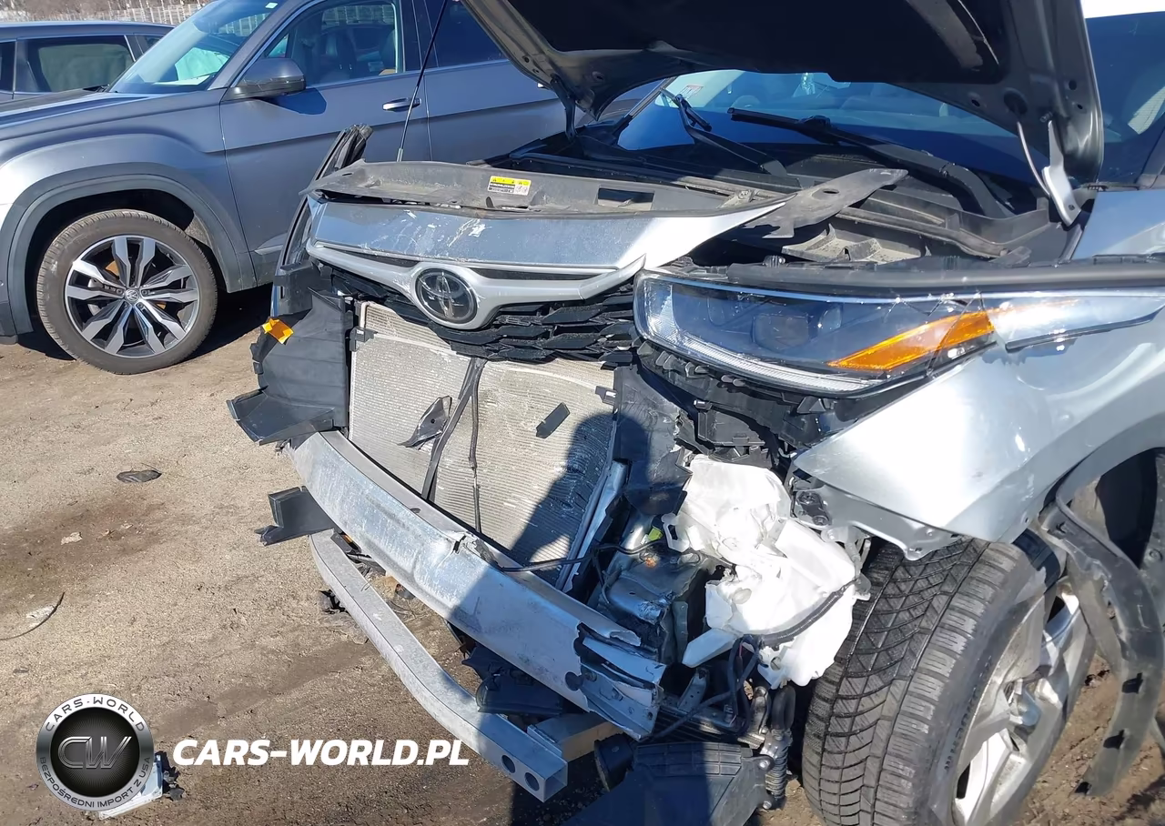 2021 Toyota Highlander Le VIN:5TDBZRBH2MS155304 - 6