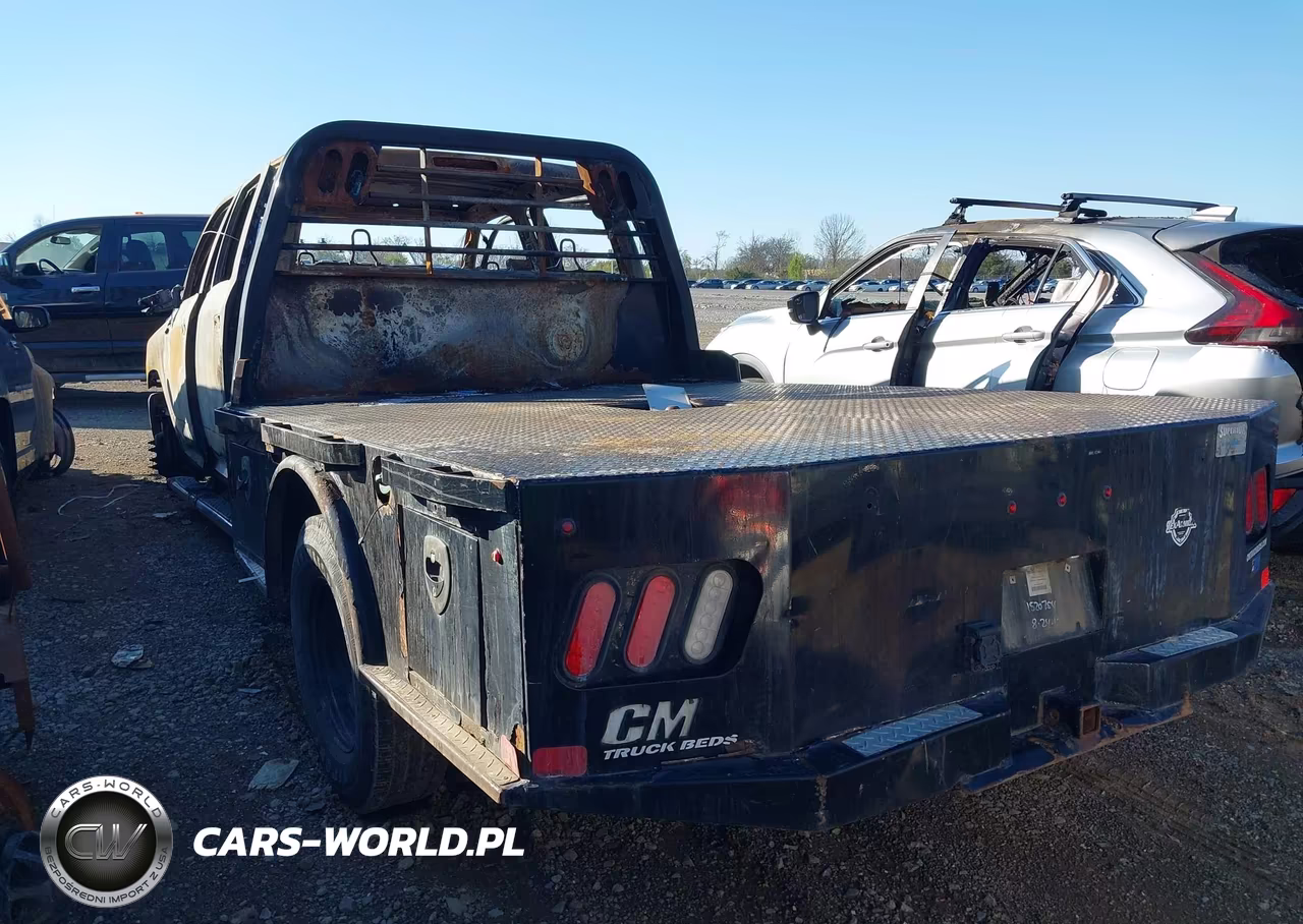 2017 Ram 3500 Chassis Tradesman-Slt-Laramie VIN:3C7WRTCL2HG717968 - 3