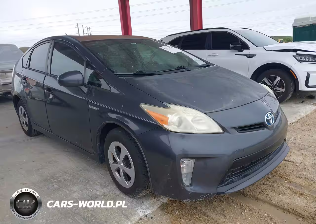 2013 Toyota Prius Two