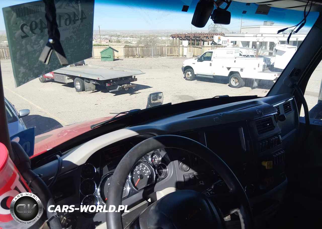 2019 Peterbilt 579 VIN:1XPBDP9X1KD629914 - 7