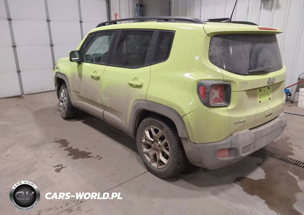 2018 Jeep Renegade Latitude 4X4 VIN:ZACCJBBB5JPH45570 - 3
