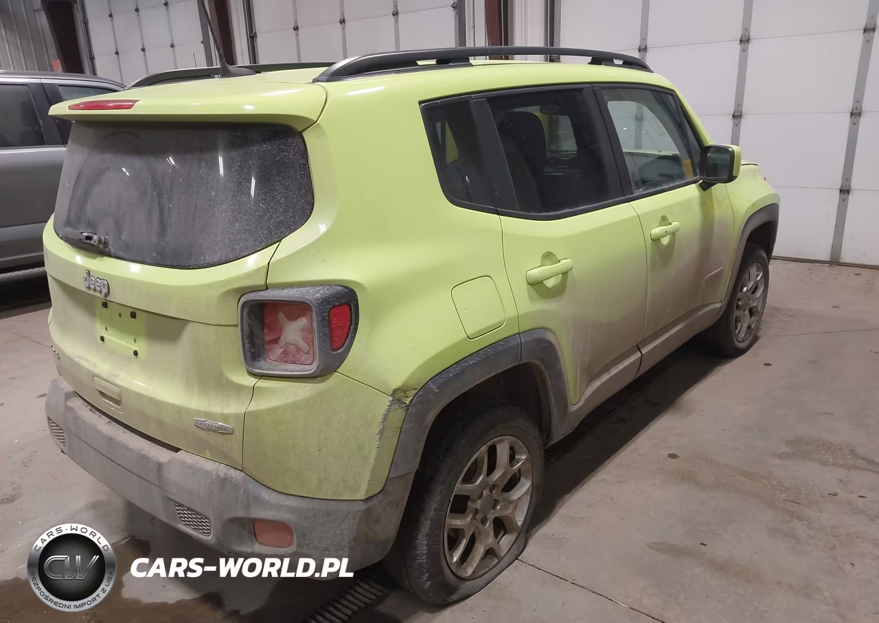 2018 Jeep Renegade Latitude 4X4 VIN:ZACCJBBB5JPH45570 - 4