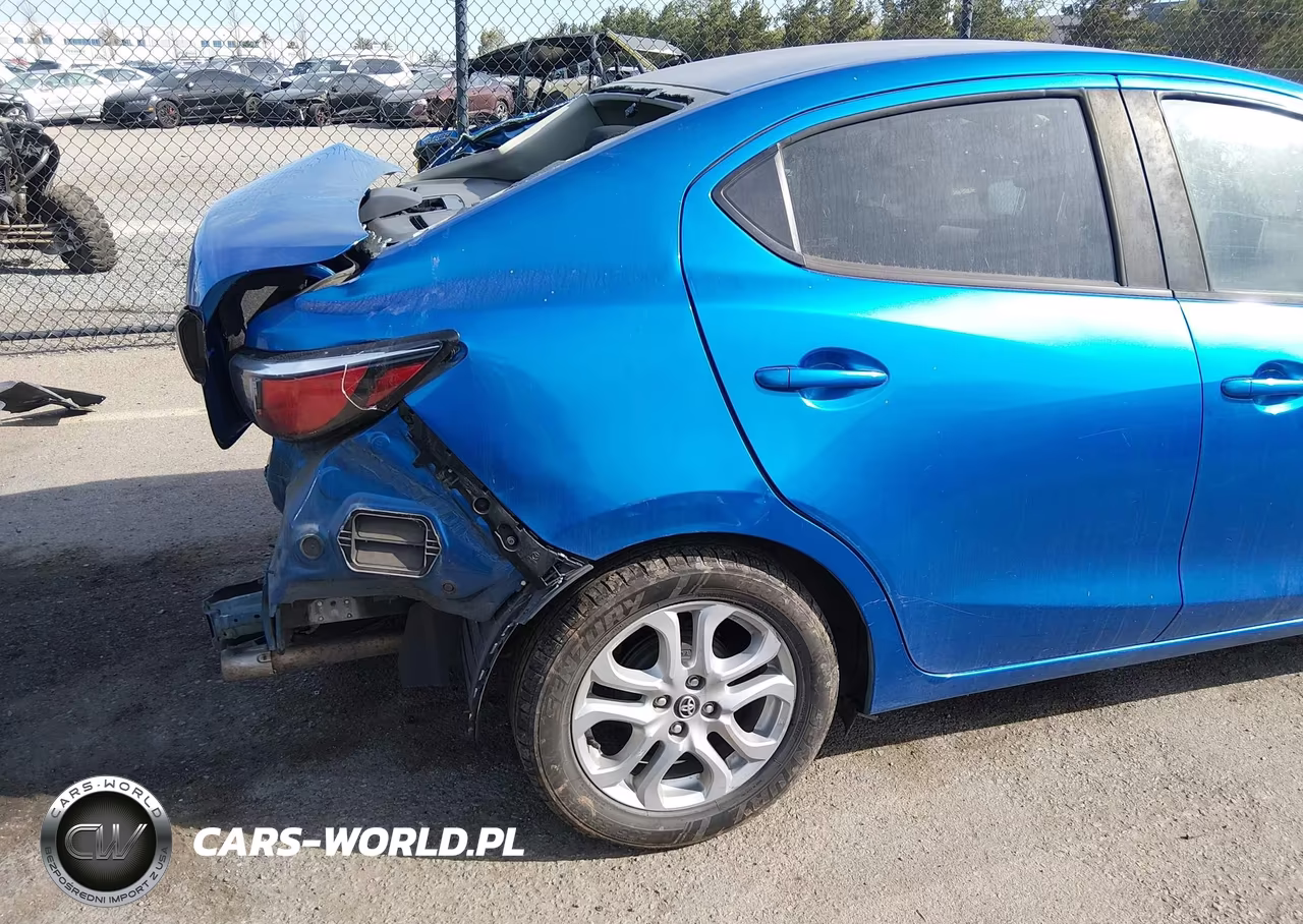 2018 Toyota Yaris Ia VIN:3MYDLBYV3JY312343 - 19