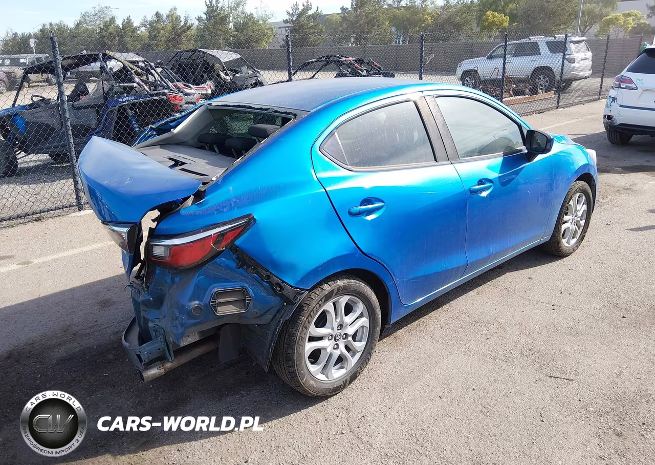 2018 Toyota Yaris Ia VIN:3MYDLBYV3JY312343 - 4