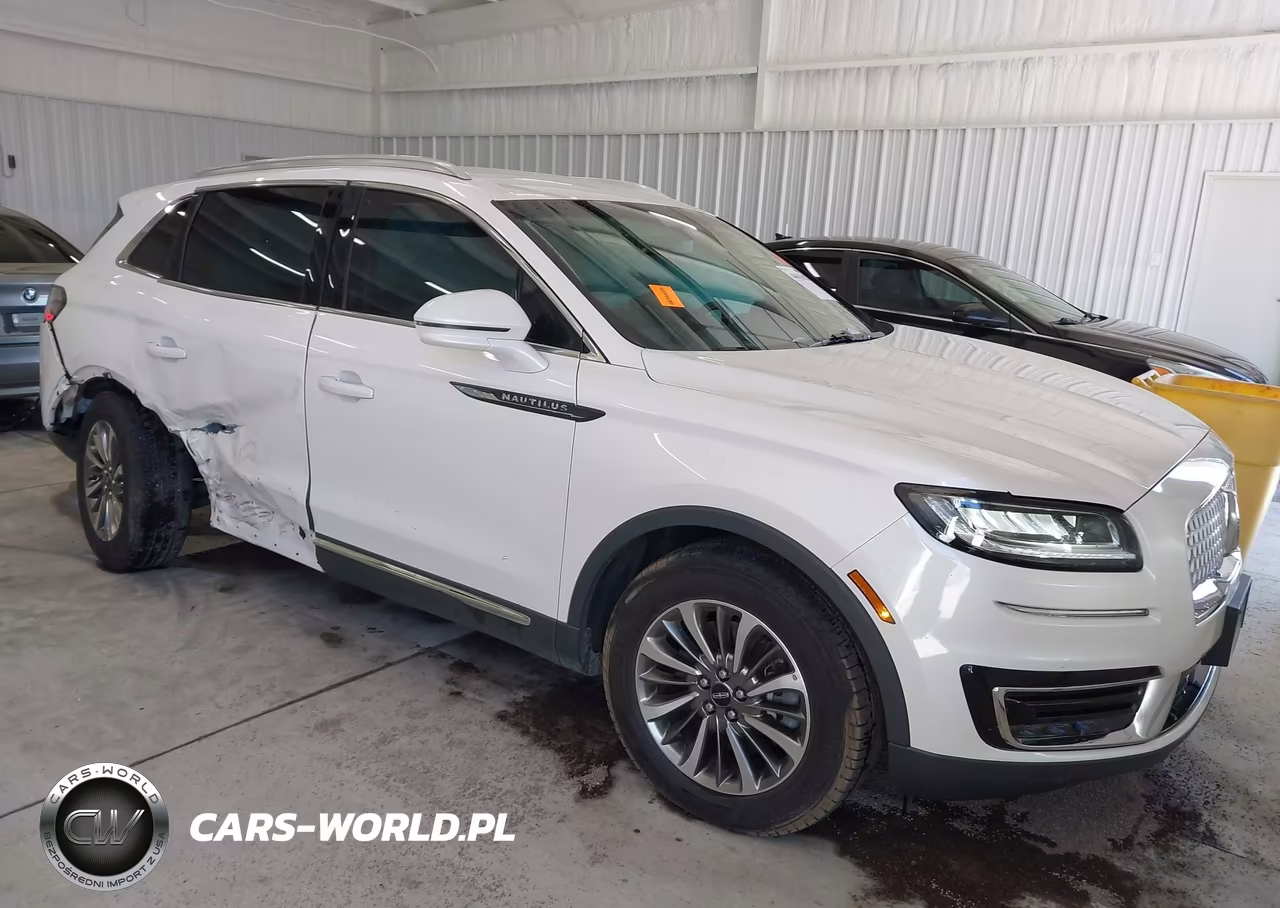 2019 Lincoln Nautilus Select – zdjęcie 1 z 16
