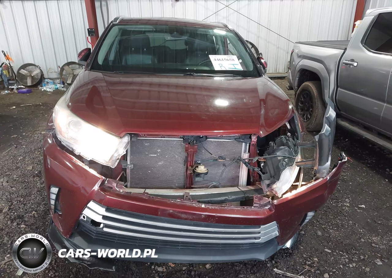2019 Toyota Highlander Xle VIN:5TDKZRFH9KS332602 - 12