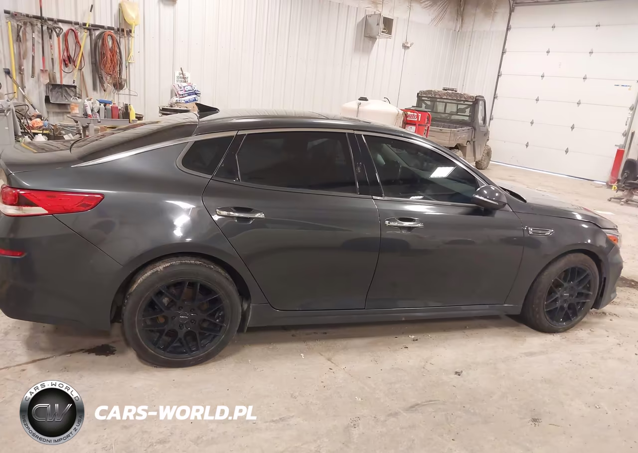 2019 Kia Optima Lx VIN:5XXGT4L31KG300411 - 13