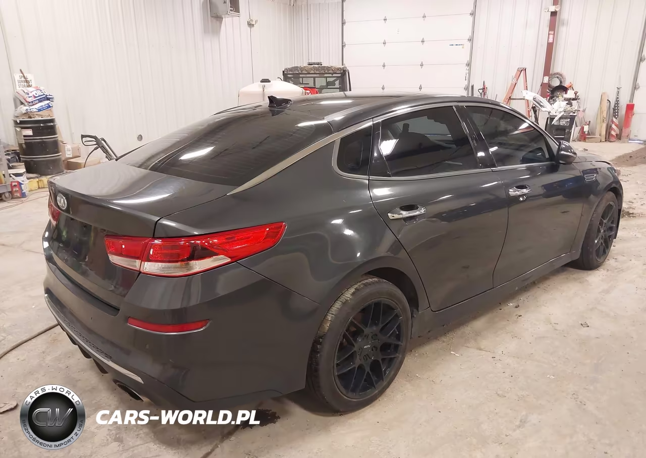 2019 Kia Optima Lx VIN:5XXGT4L31KG300411 - 4