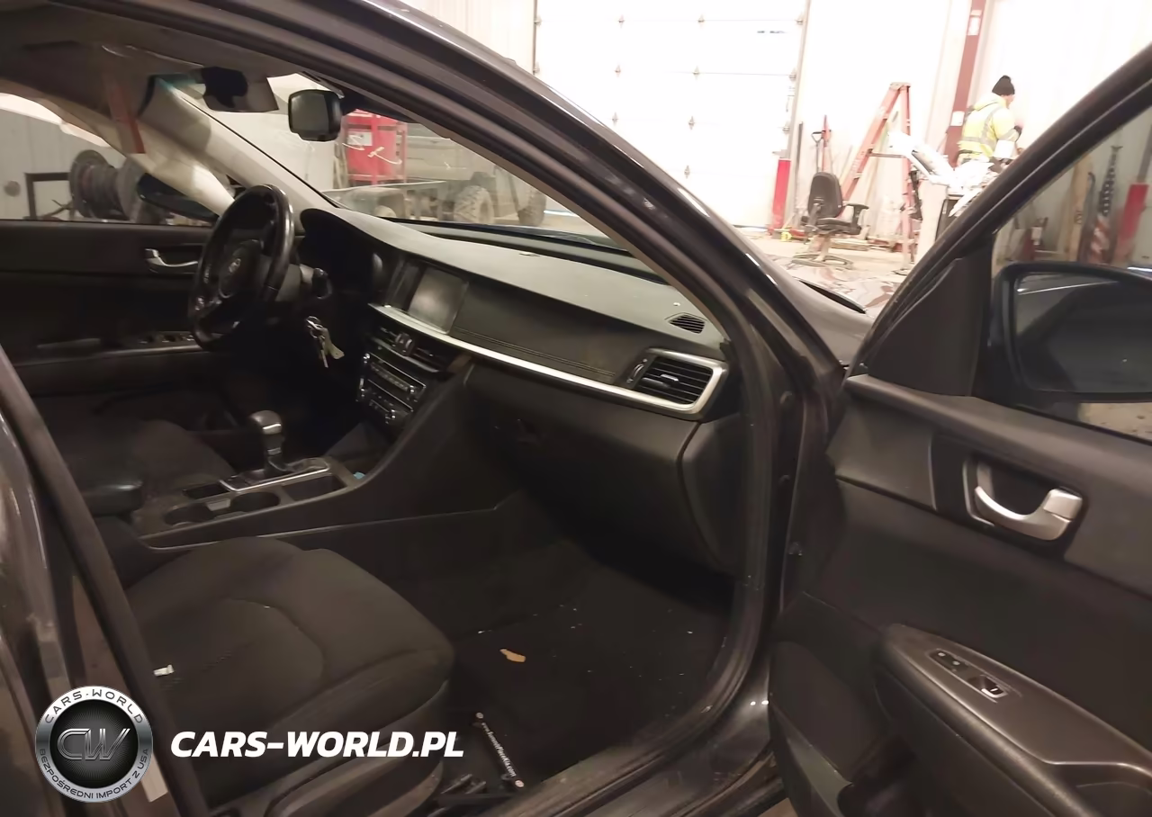 2019 Kia Optima Lx VIN:5XXGT4L31KG300411 - 5