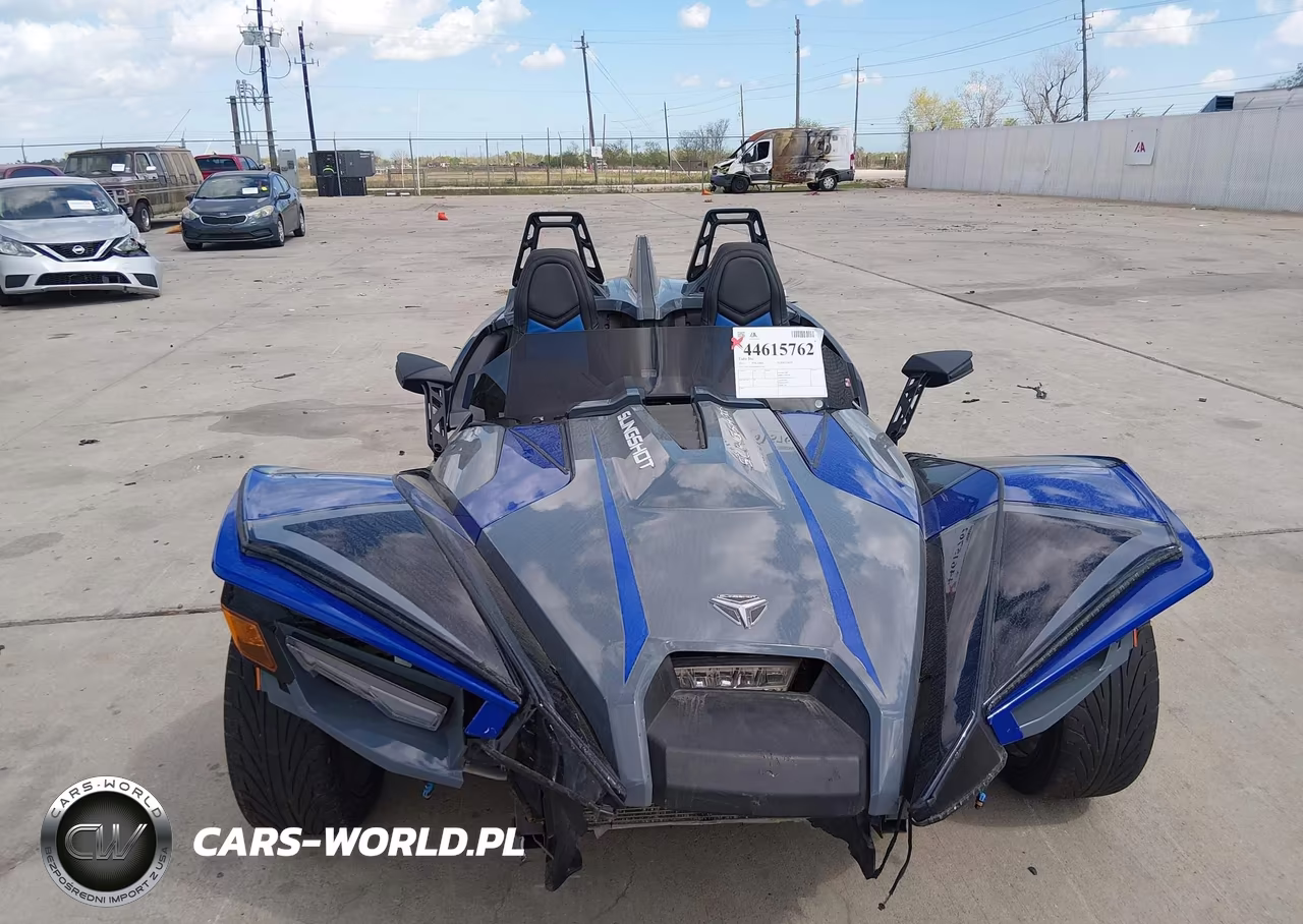 2021 Polaris Slingshot R-Le VIN:57XAARHB8M8147452 - 5