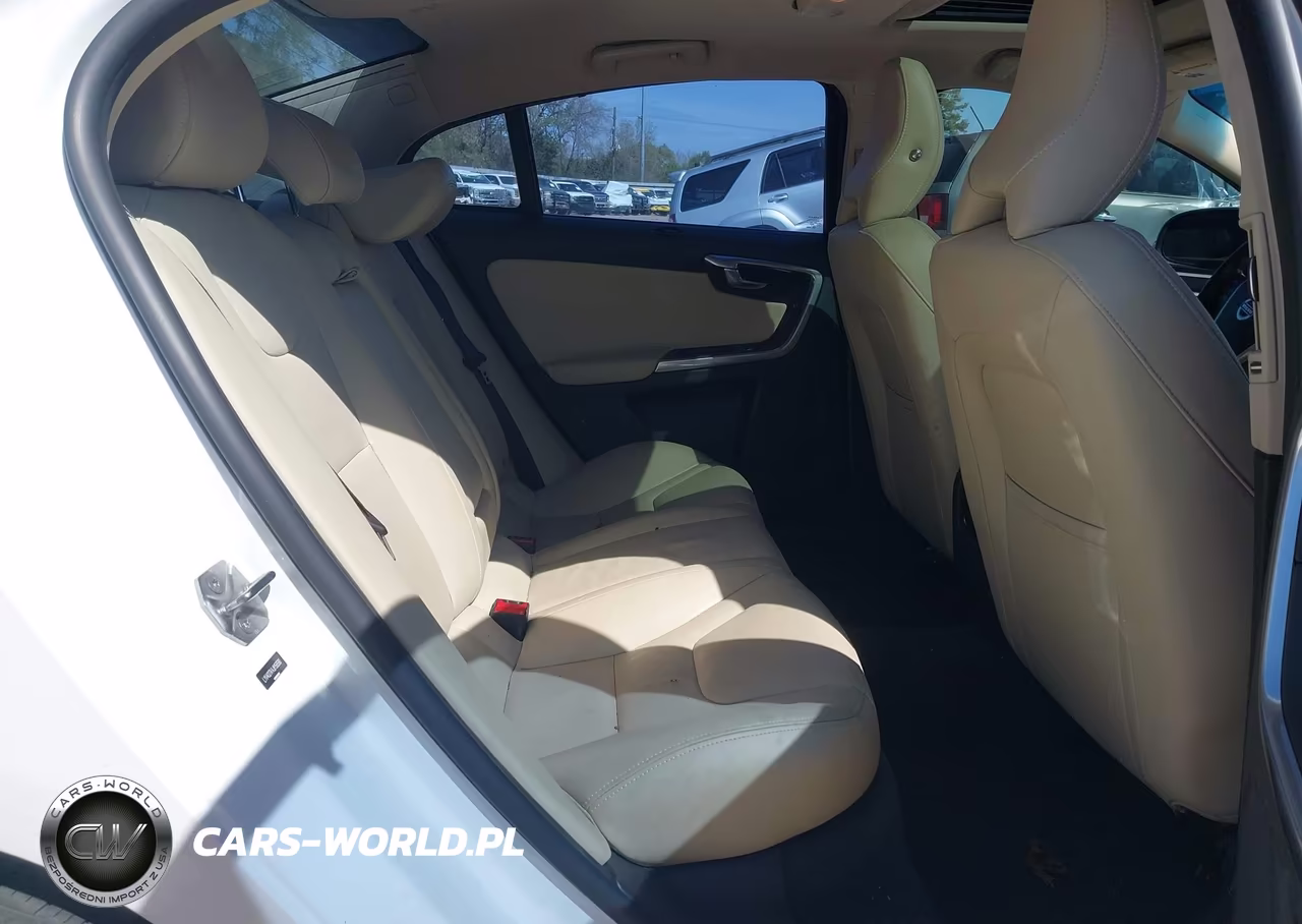 2018 Volvo S60 Inscription T5 VIN:LYV402TK4JB156590 - 8