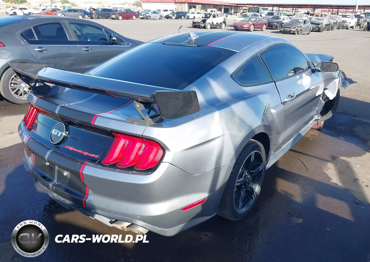 2020 Ford Mustang Gt Premium Fastback VIN:1FA6P8CF5L5190511 - 4