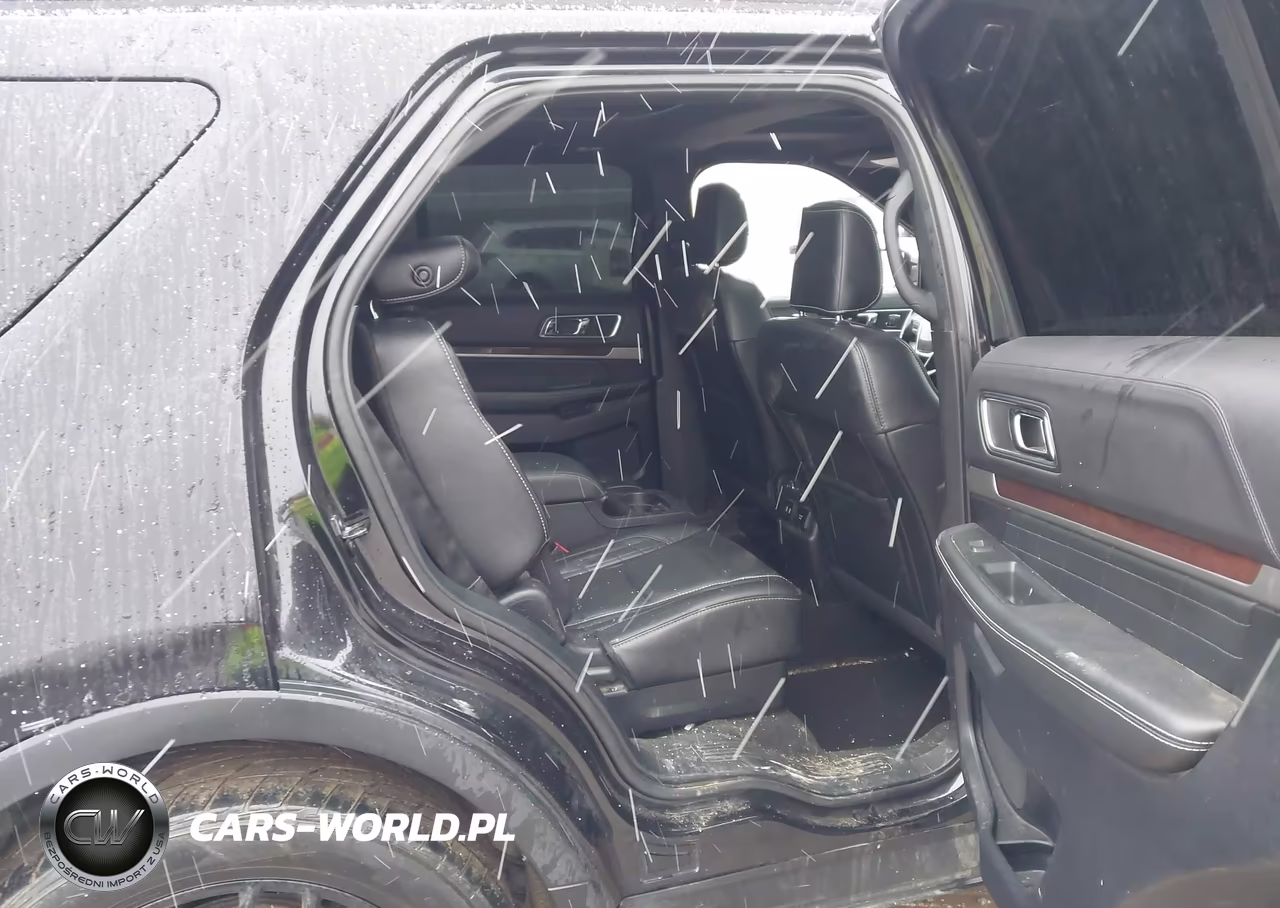 2019 Ford Explorer Platinum VIN:1FM5K8HT1KGA27064 - 8