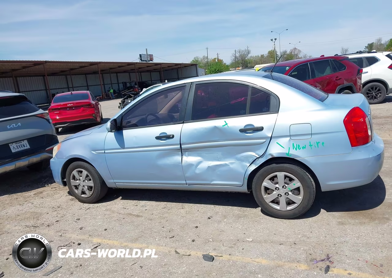 2011 Hyundai Accent Gls VIN:KMHCN4AC9BU621372 - 13