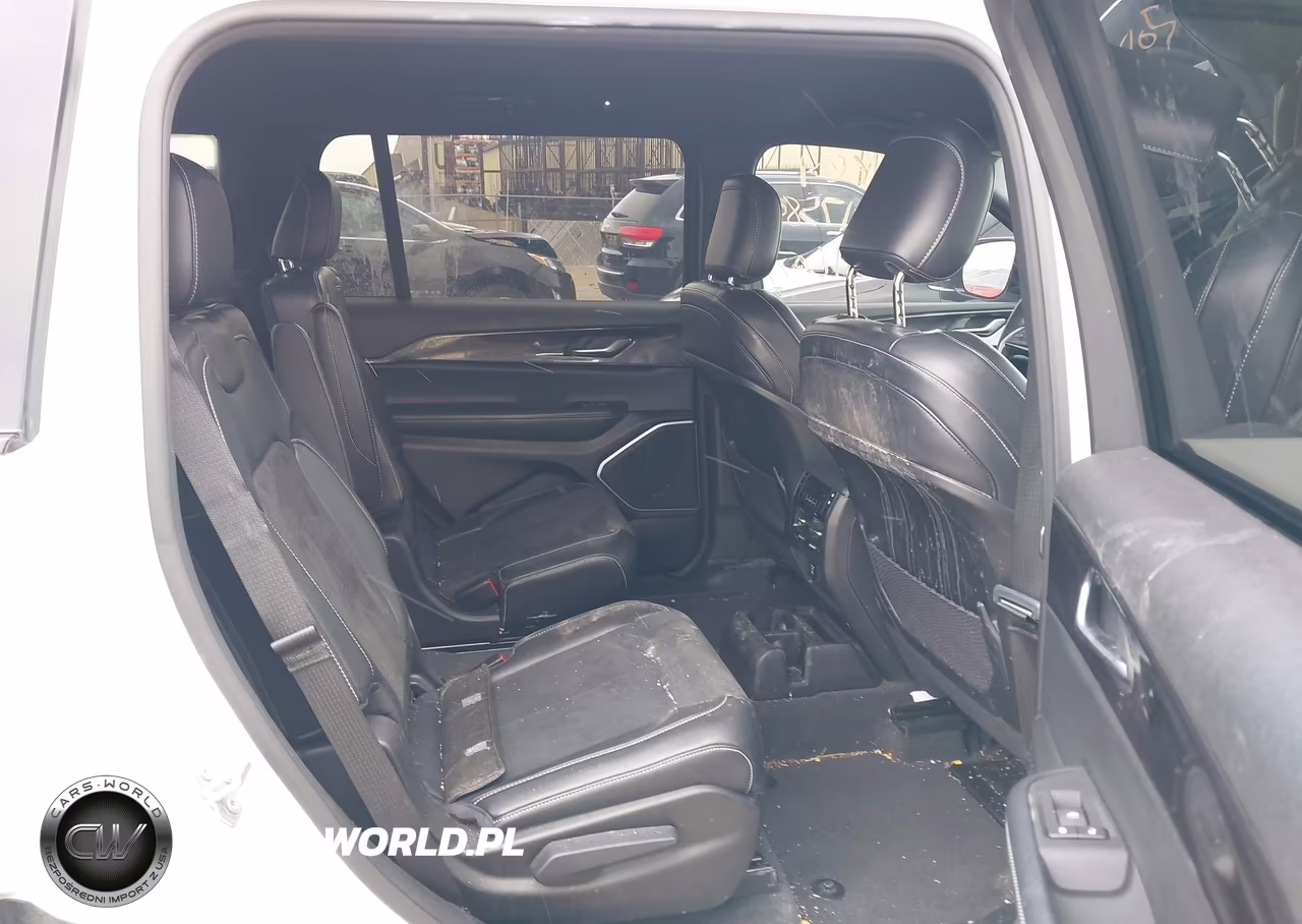 2021 Jeep Grand Cherokee L Altitude 4X2 VIN:1C4RJJAG8M8175805 - 8