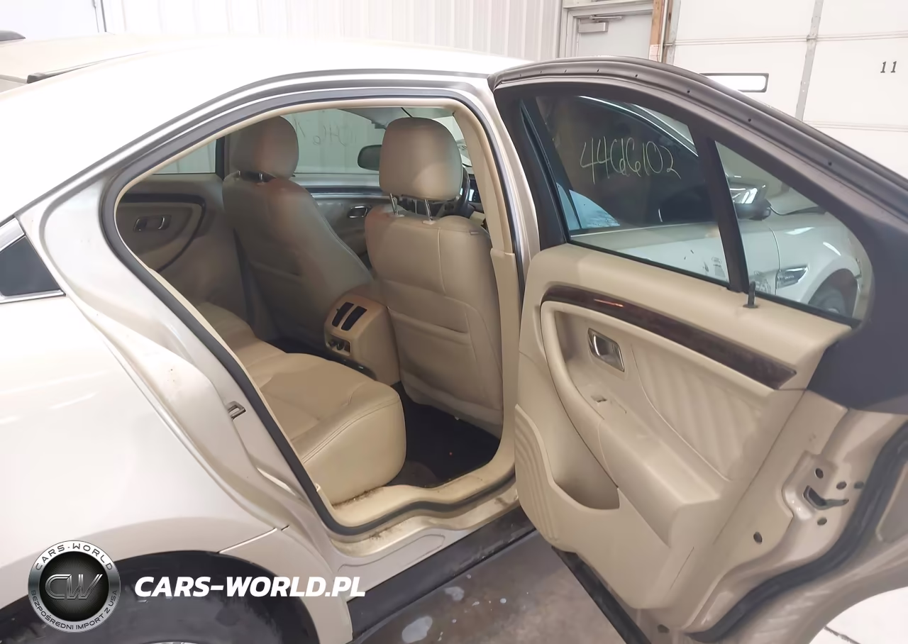 2017 Ford Taurus Limited VIN:1FAHP2F89HG113767 - 8