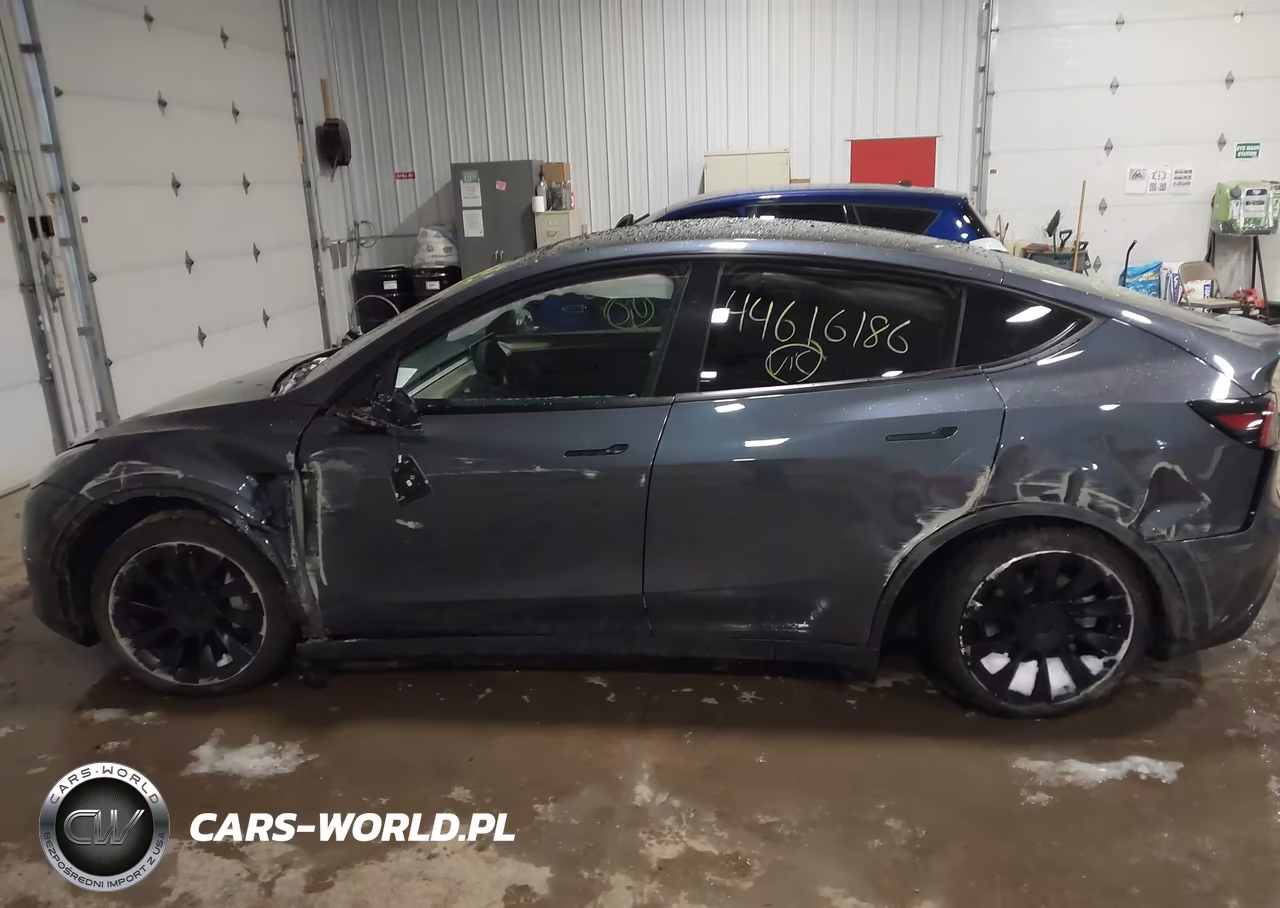 2023 Tesla Model Y Awd-Long Range Dual Motor All-Wheel Drive VIN:7SAYGDEE7PF805860 - 14