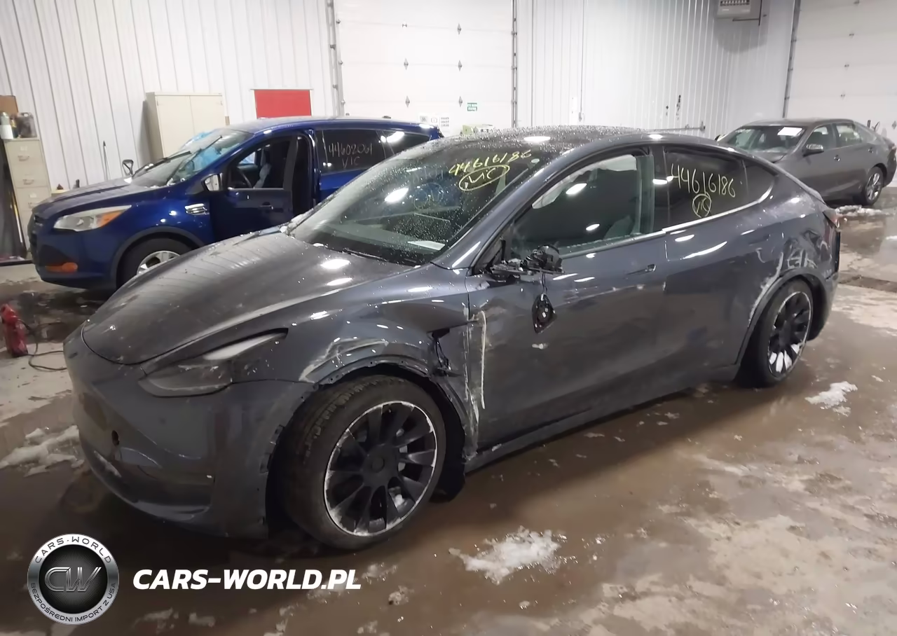 2023 Tesla Model Y Awd-Long Range Dual Motor All-Wheel Drive VIN:7SAYGDEE7PF805860 - 2