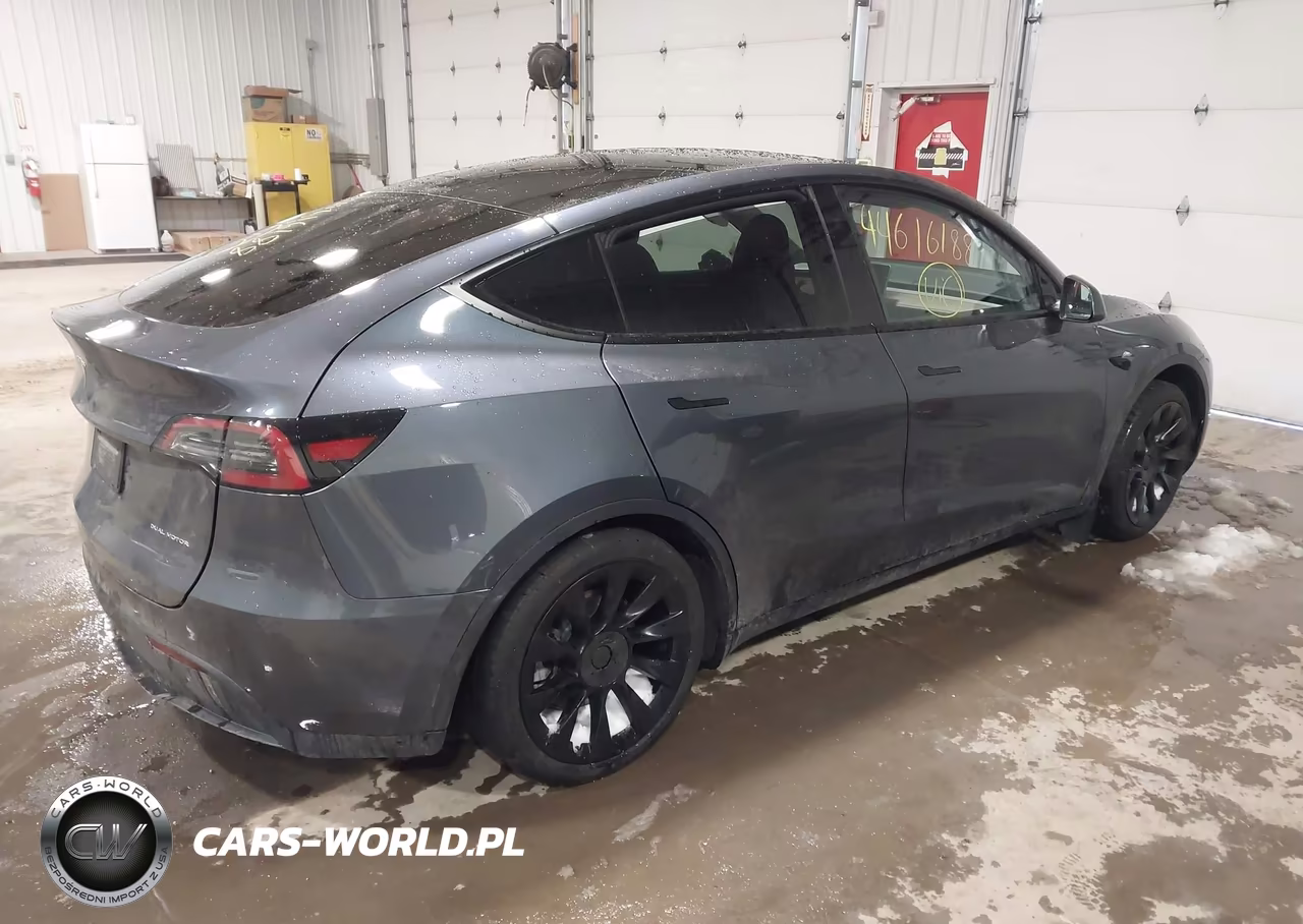 2023 Tesla Model Y Awd-Long Range Dual Motor All-Wheel Drive VIN:7SAYGDEE7PF805860 - 4