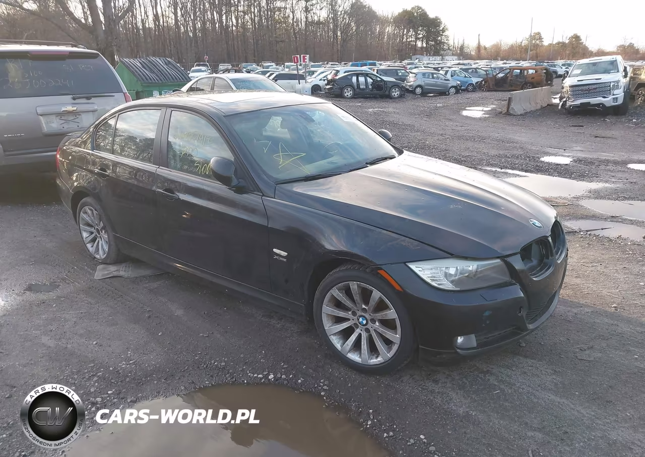 2011 BMW 328I xDrive – zdjęcie 1 z 12
