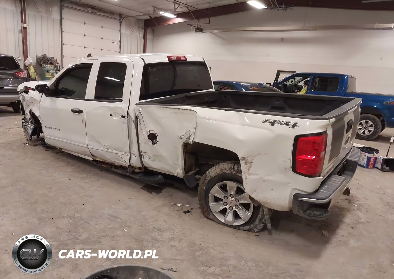 2015 Chevrolet Silverado 1500 1Lt VIN:1GCVKREC4FZ390919 - 3
