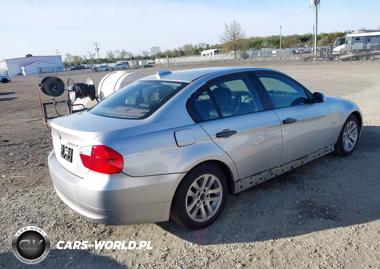 2006 BMW 325Xi VIN:WBAVD13546KV07761 - 4