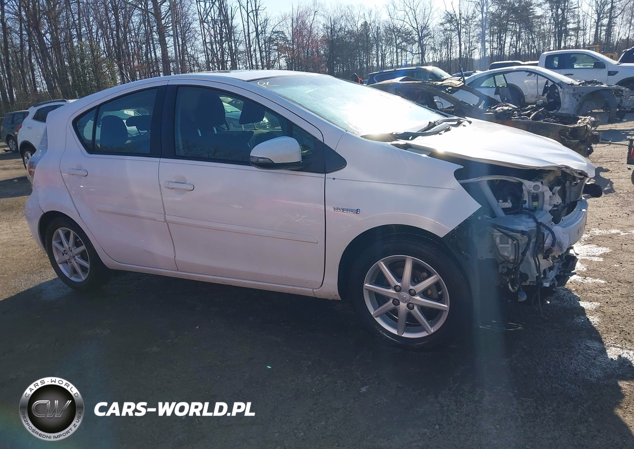 2013 Toyota Prius C Three