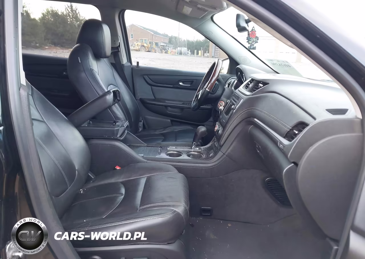 2017 Chevrolet Traverse 2Lt VIN:1GNKRHKD9HJ179049 - 5