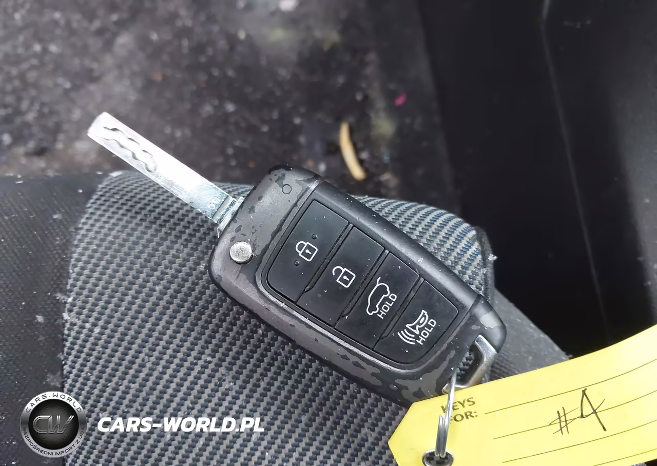 2019 Hyundai Veloster 2.0 VIN:KMHTG6AF4KU017941 - 11