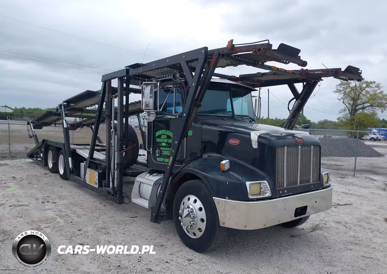 2001 Peterbilt 330
