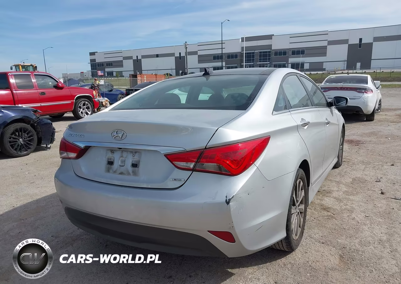 2014 Hyundai Sonata Limited VIN:5NPEC4AC5EH843943 - 4