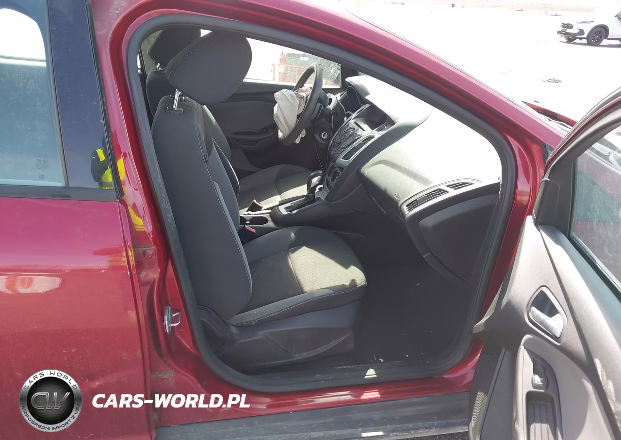 2013 Ford Focus Se VIN:1FADP3F24DL204110 - 5
