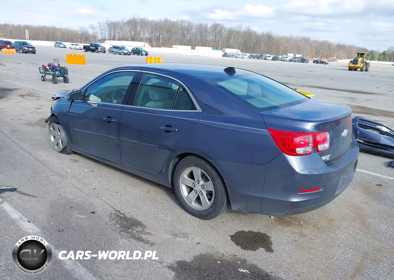 2013 Chevrolet Malibu 1Ls VIN:1G11B5SA0DF318939 - 3
