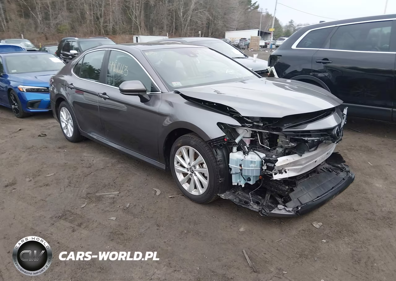 2024 Toyota Camry Le