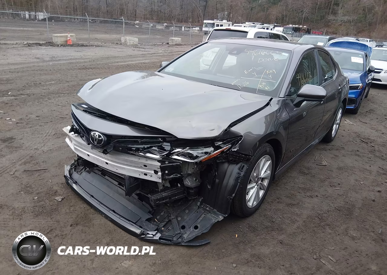 2024 Toyota Camry Le VIN:4T1C11BK2RU112007 - 2