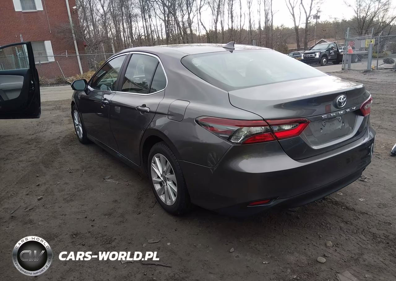 2024 Toyota Camry Le VIN:4T1C11BK2RU112007 - 3