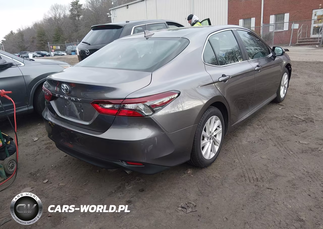 2024 Toyota Camry Le VIN:4T1C11BK2RU112007 - 4