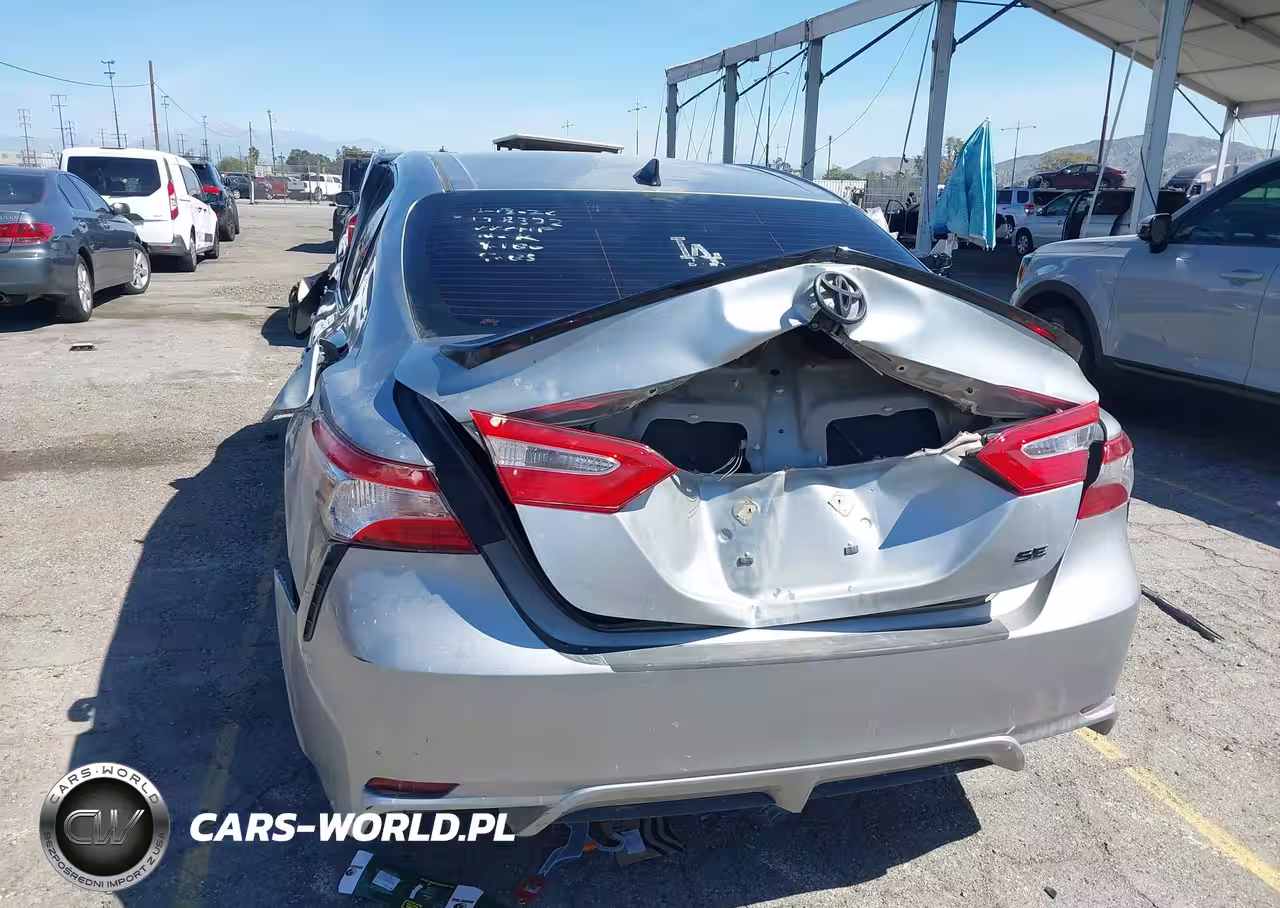 2019 Toyota Camry Se VIN:4T1B11HK6KU257771 - 17
