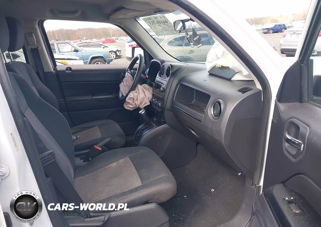 2012 Jeep Patriot Sport VIN:1C4NJPBB4CD554049 - 5