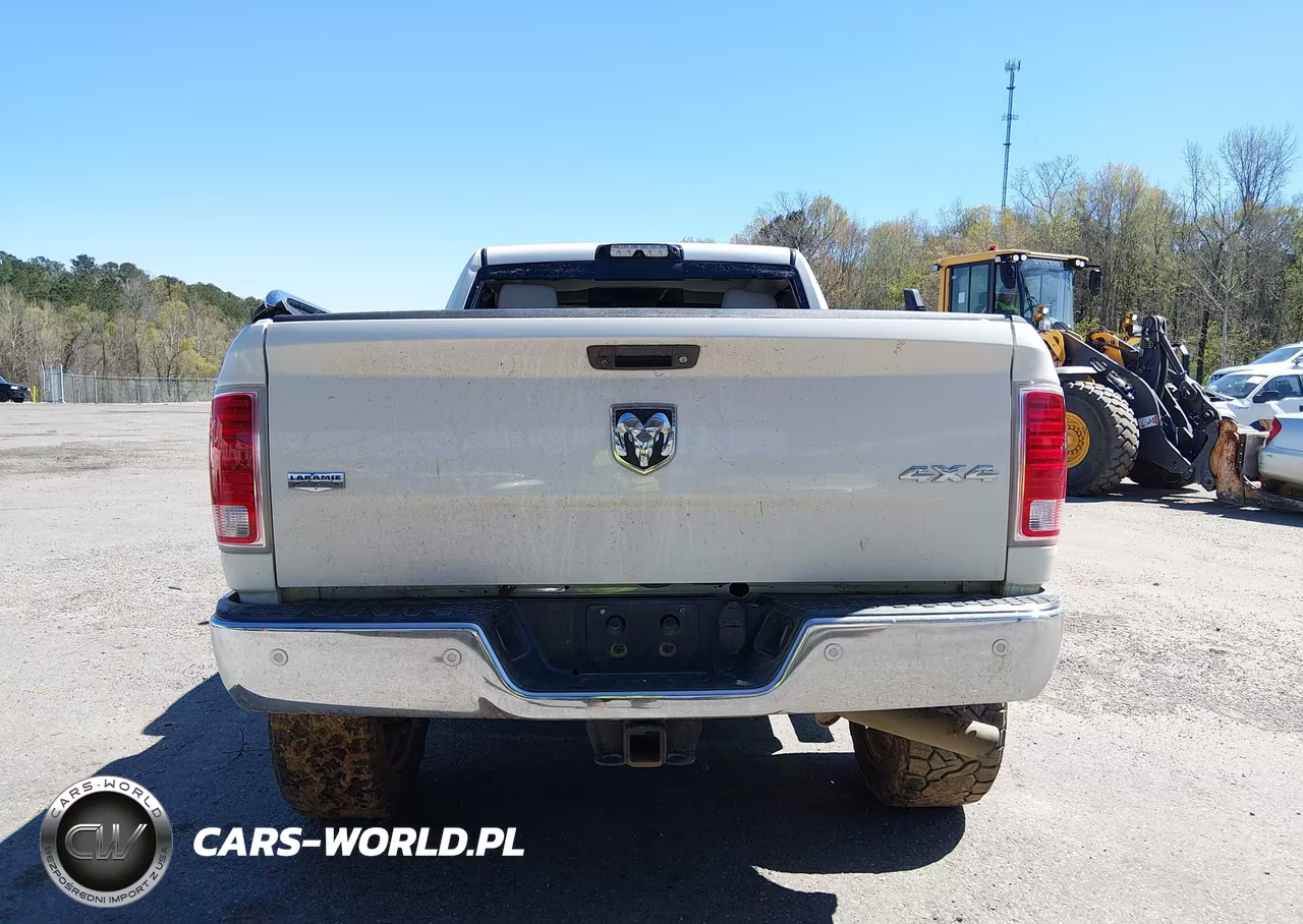 2016 Ram 2500 Laramie VIN:3C6UR5FJ3GG311505 - 17